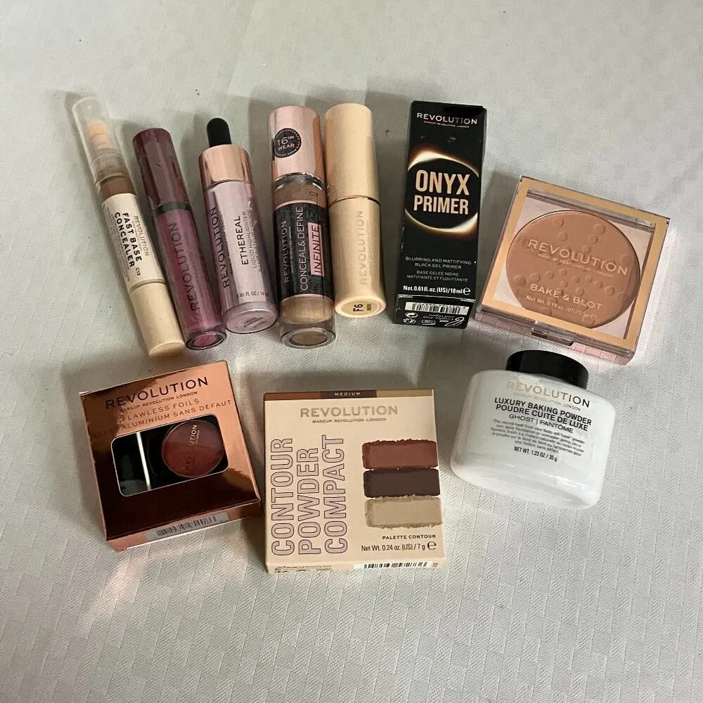 Revolution Face Makeup 10 Set Kit – Concealer, Primer, Powder, Foundation